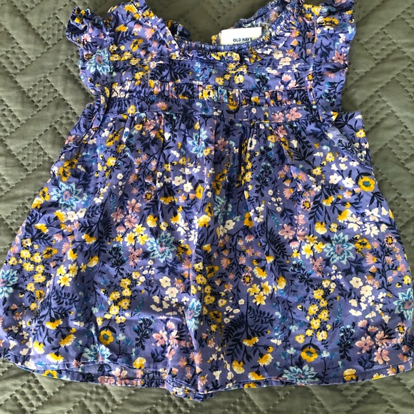 Girls clothes bundle - Picture 8 of 9